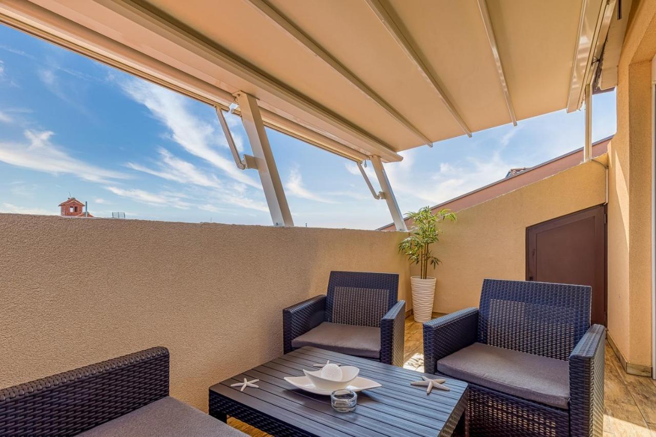 Enjoy At L&C Apartamento Rovinj Exterior foto