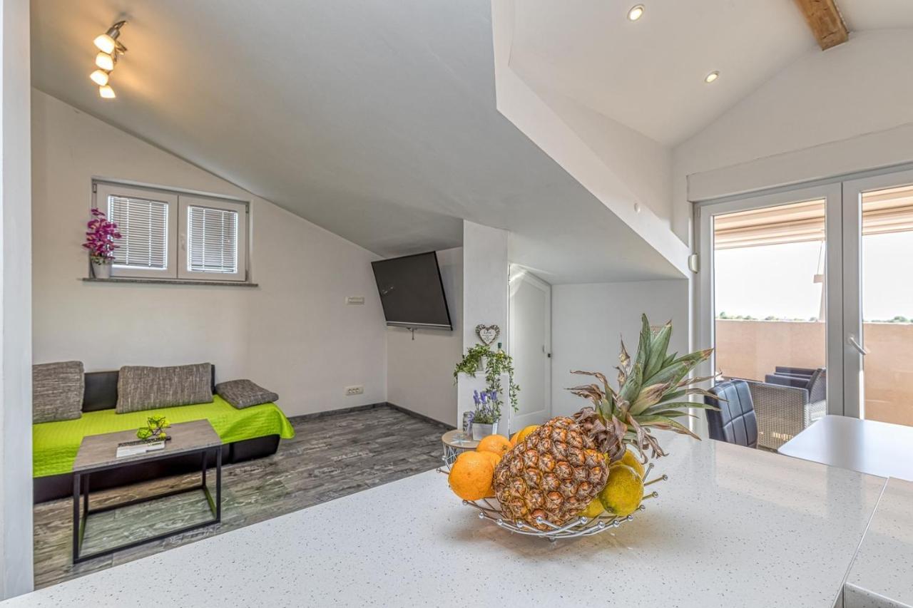 Enjoy At L&C Apartamento Rovinj Exterior foto
